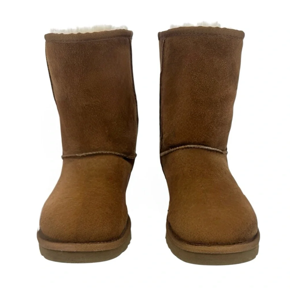 UGG Classic Short Chestnut Boots